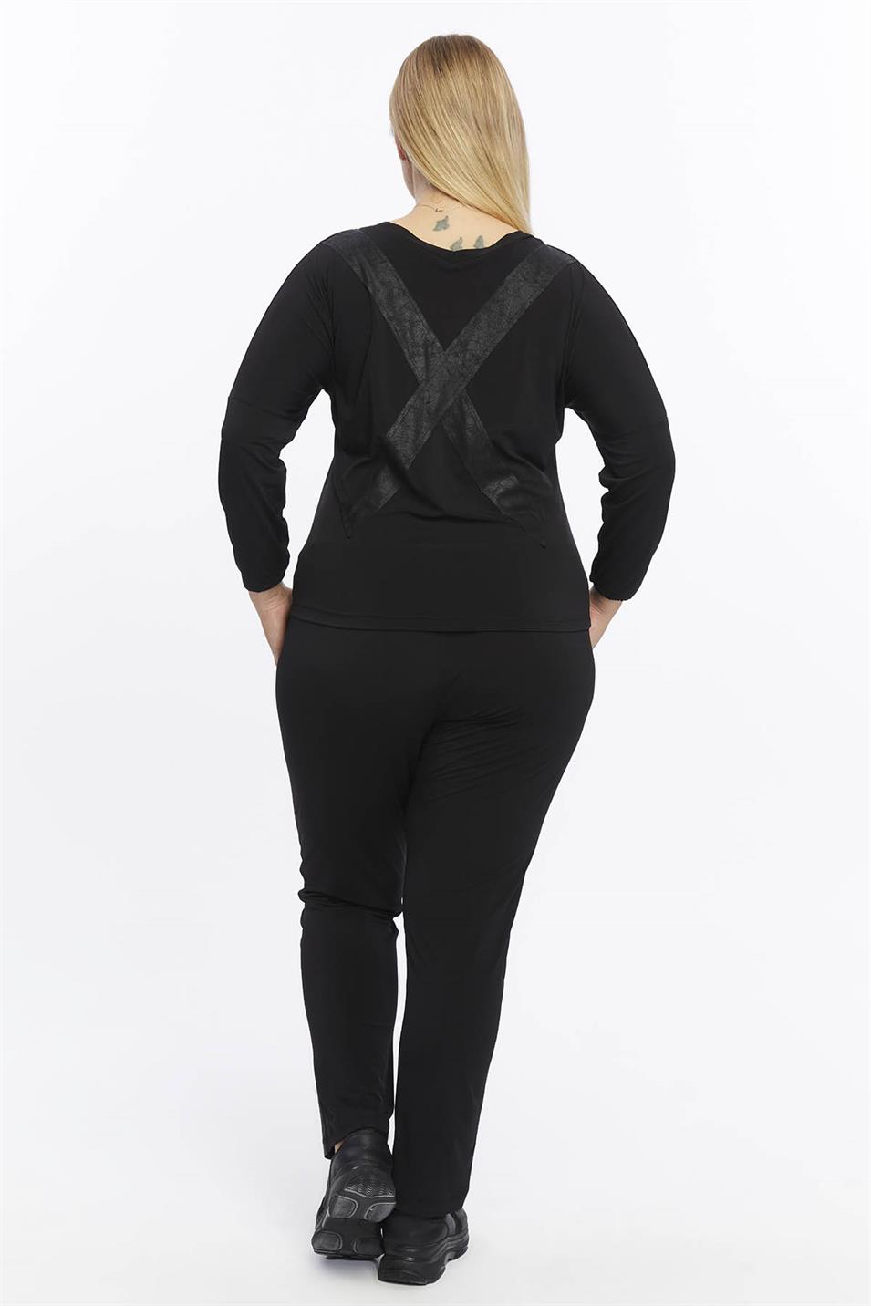 Önü Çapraz Deri Detaylı Büyük Beden Bluz Siyah
