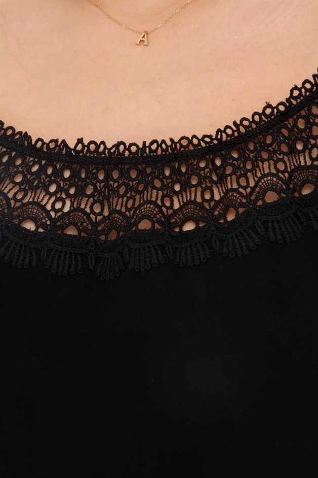 Dantel Yakalı Büyük Beden Bluz Siyah