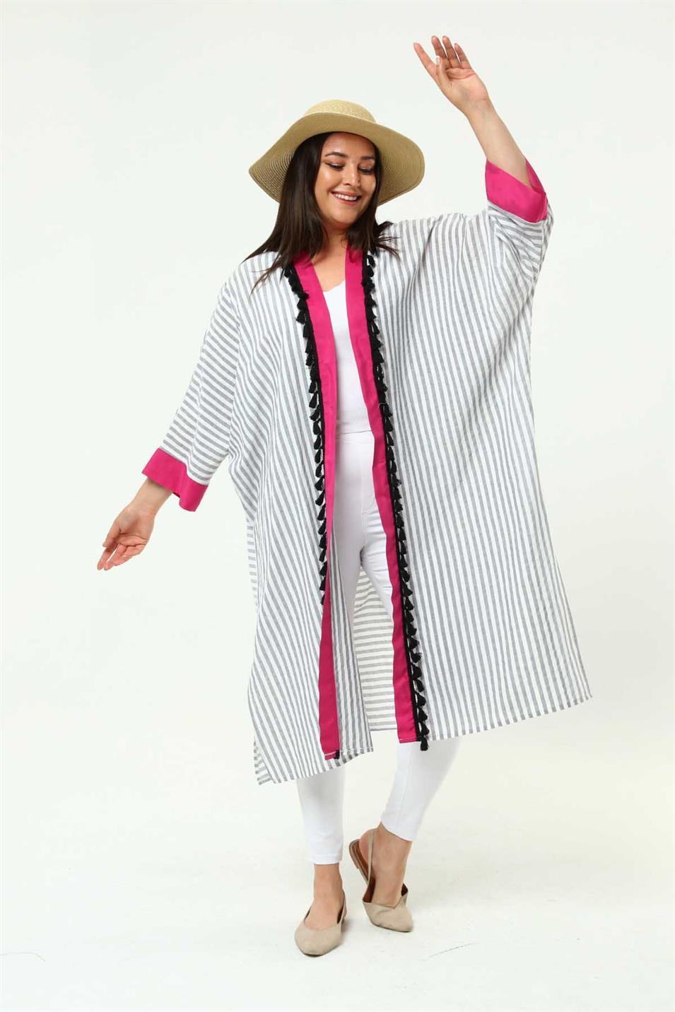 Sırt Baskılı Çizgili Büyük Beden Kimono Beyaz-Gri