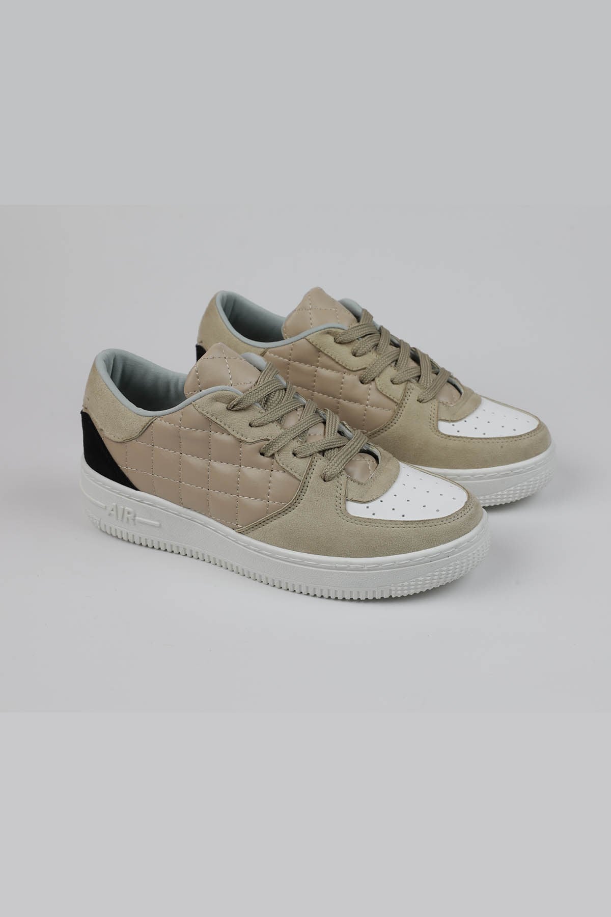Unisex Gwenliza Air BT Kapitone Be Beyaz Süet Bağlı Spor Ayakkabı
