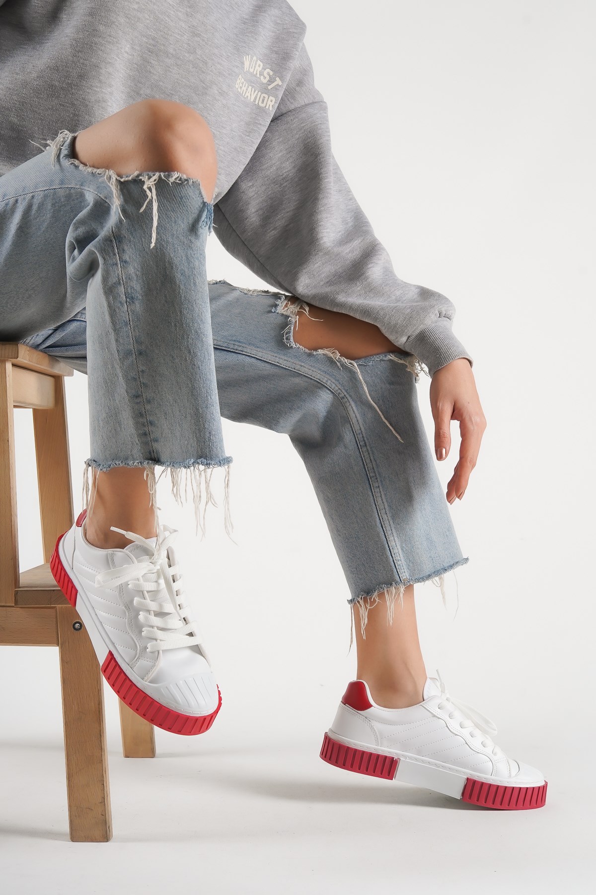Unisex Gwenliza Slav Beyaz Kırmızı Bağlı Düz Taban Sneaker