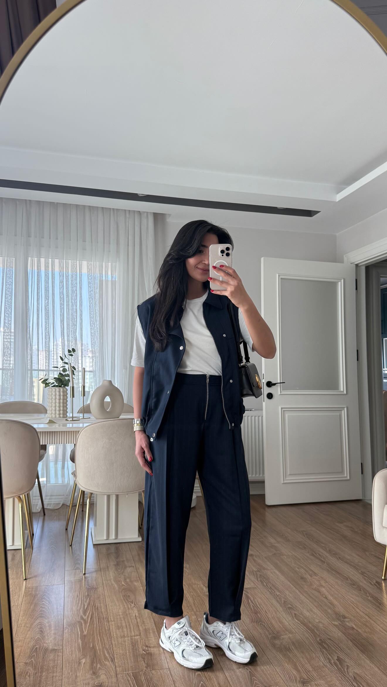Astarlı Yelek Pantolon Takım Lacivert