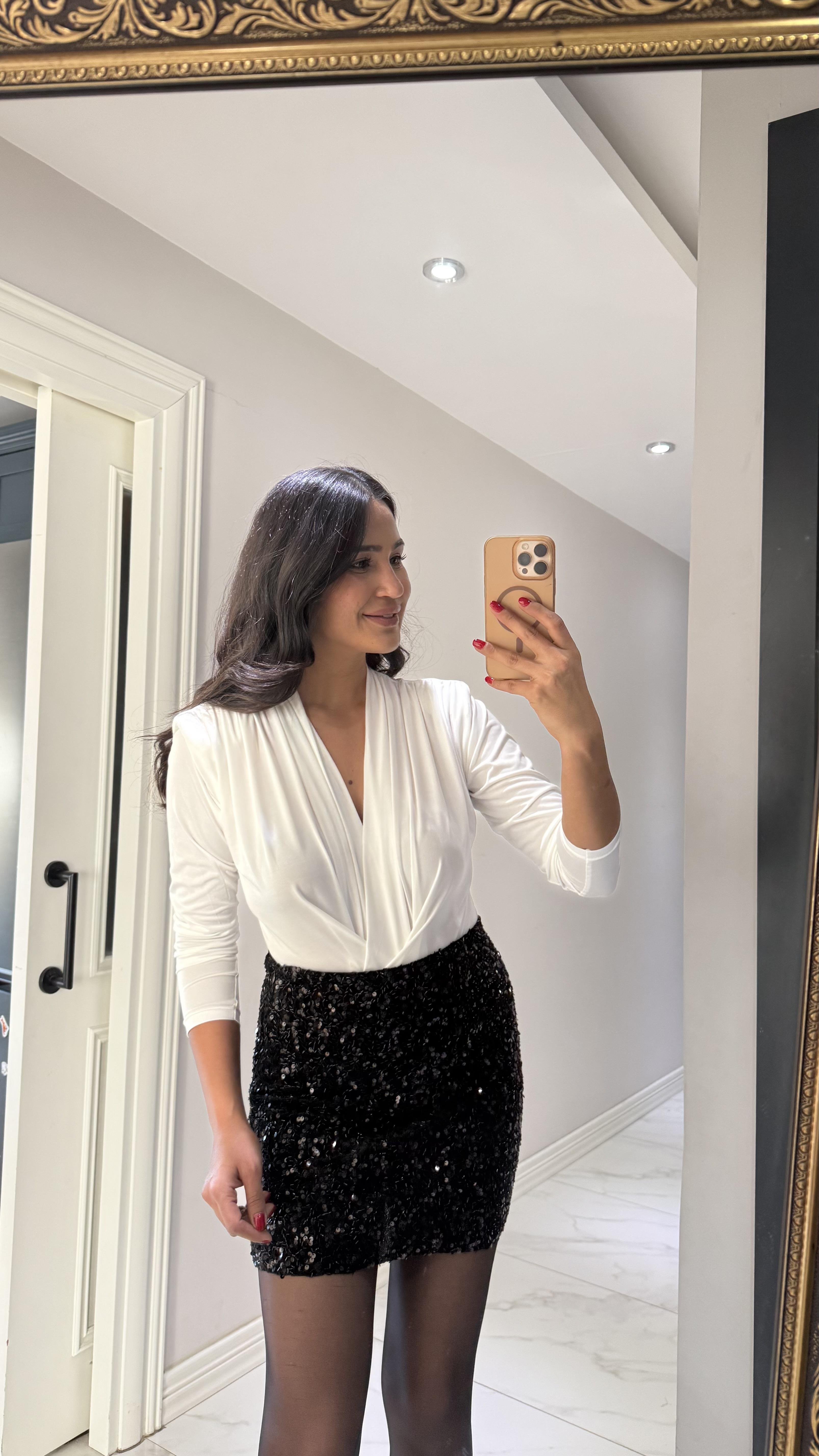 Beyaz Vatkalı  Bodysuit 
