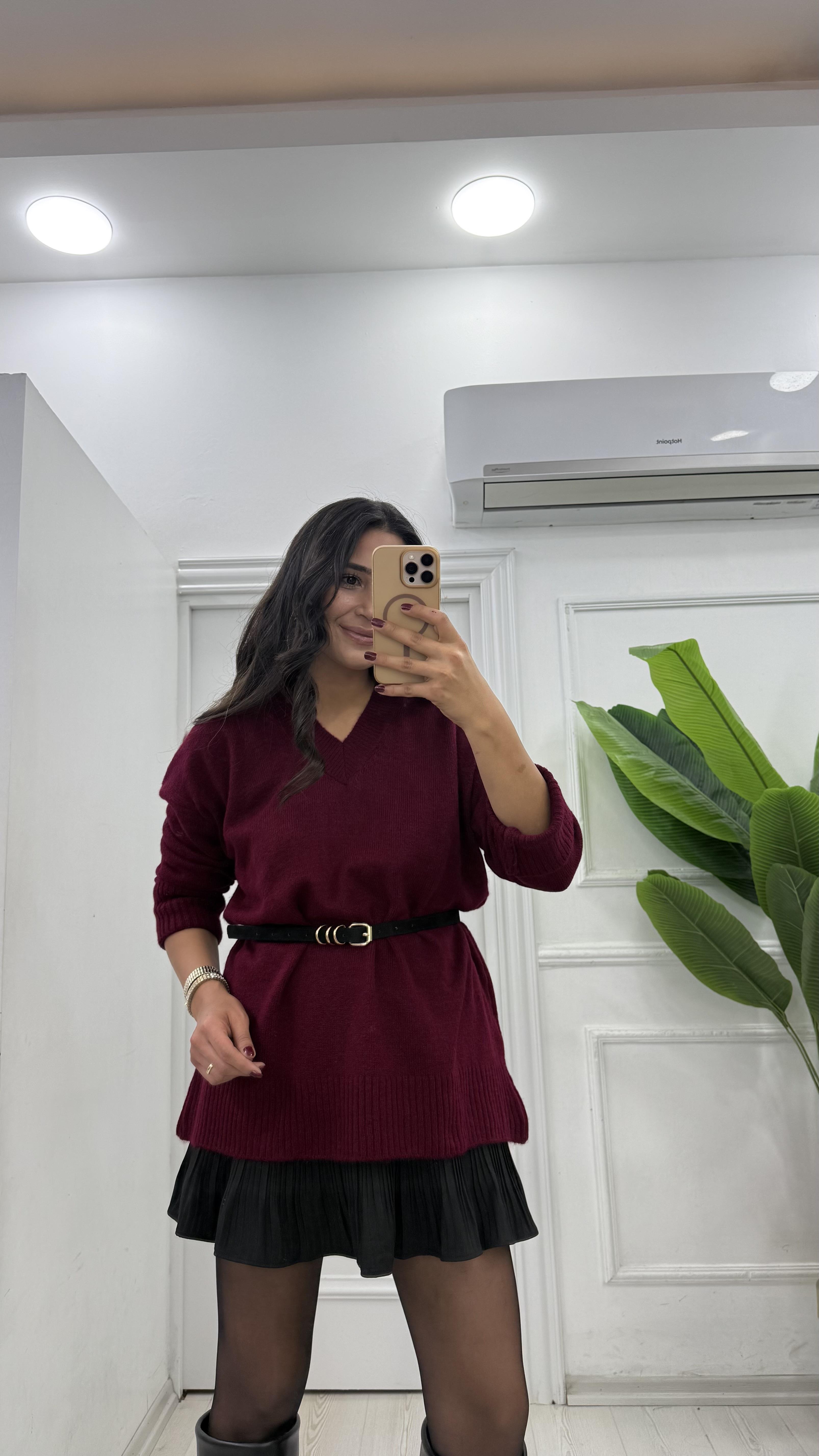 Bordo V Yaka Basıc Kazak 