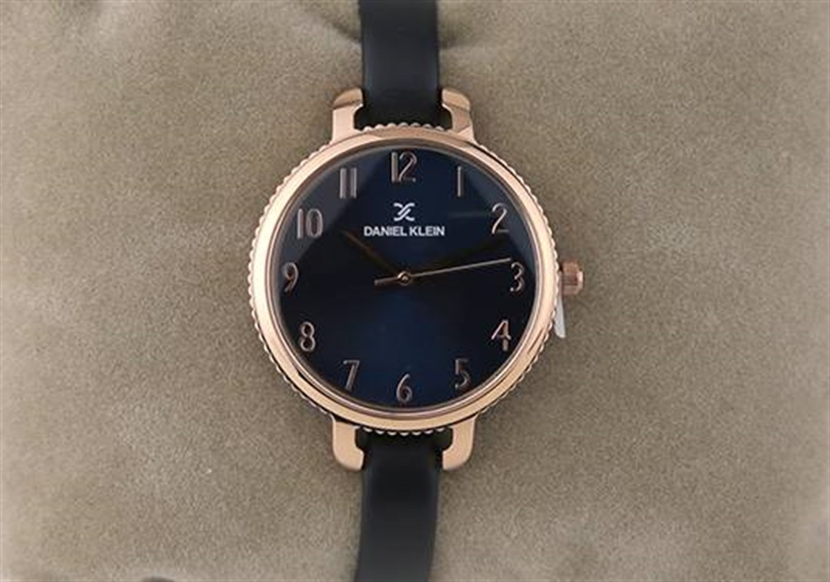Daniel Klein DK102-01375D8 Çift Kordonlu Kadın Kol Saati 