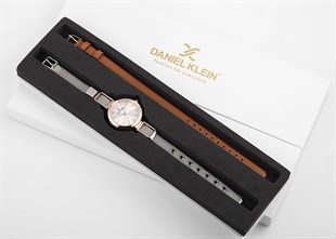 Daniel Klein DK102-02354D4 Çift Kordonlu Kadın Kol Saati 