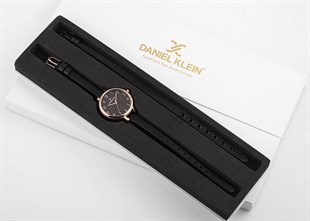 Daniel Klein DK102-01375D8 Çift Kordonlu Kadın Kol Saati 