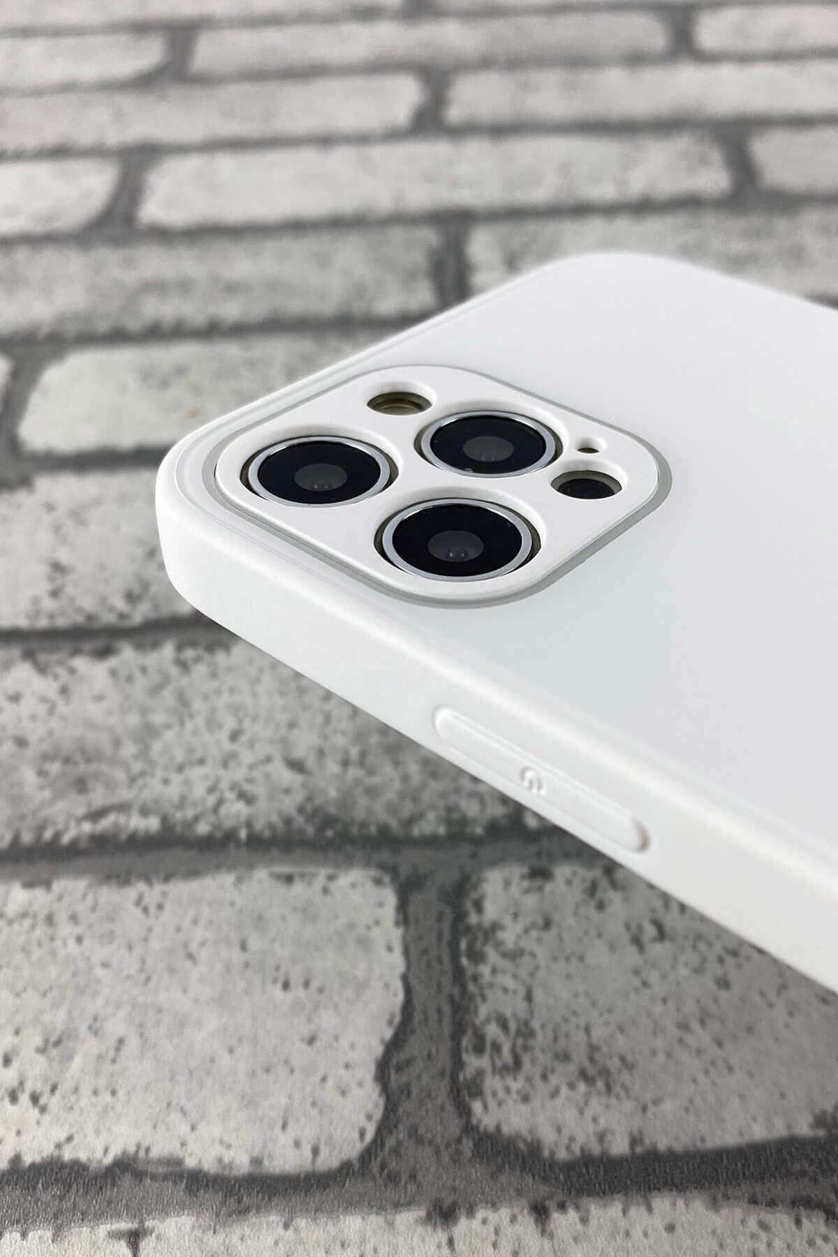 iPhone Beyaz Kamera Korumalı Cam Kılıf 11 Promax | Konsept Aksesuar