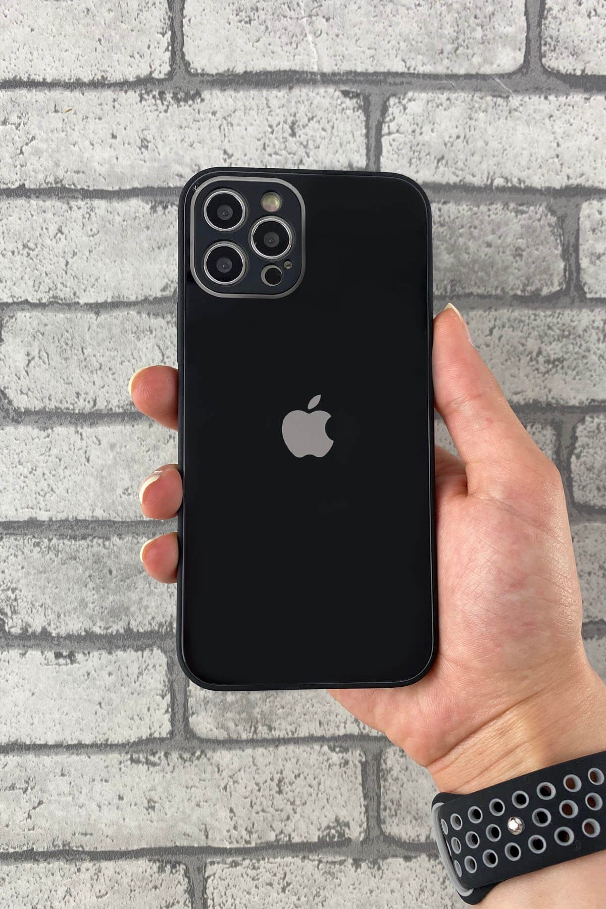 iPhone Siyah Kamera Korumalı Cam Kılıf 12 Pro | Konsept Aksesuar
