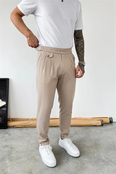 Bej Kemer Detaylı Regular Fit Kumaş Pantolon