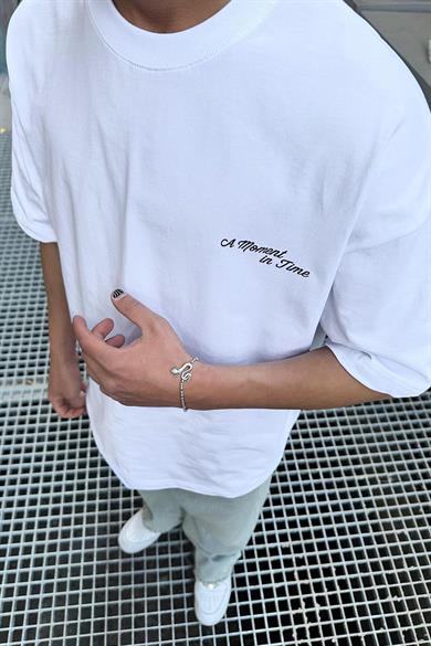 Beyaz A Moment PM Oversize Tişört