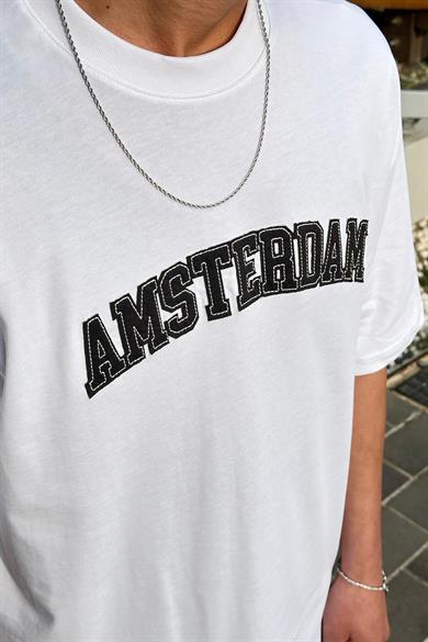 Beyaz Amsterdam Nakış Detay 01 PM Oversize Tişört