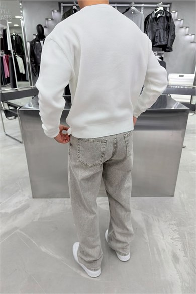 Beyaz Basic Premium Düğme Detaylı Boxy Fit Kazak