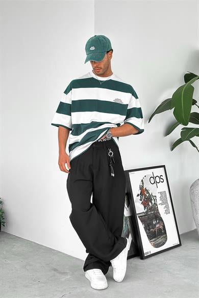 Beyaz Çizgili Minimal Designed EE Oversize Tişört