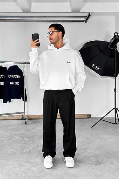 Beyaz Creates Artist Oversize Sweatshirt