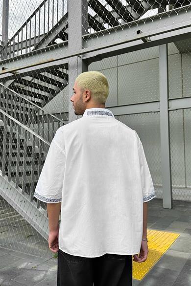 Beyaz Game About Mavi Nakış Detay EE Oversize Gömlek