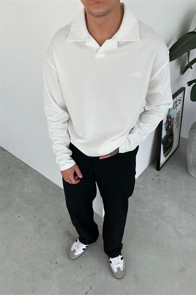 Beyaz Local Nakış Oversize Polo Yaka Sweatshirt