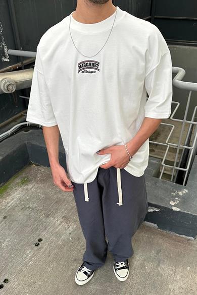 Beyaz Margaret Nakış Detay OUTPLENTY PREMİUM Oversize Tişört