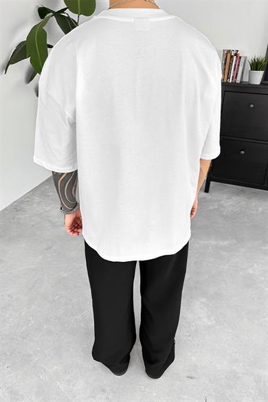 Beyaz Minimal Tiger Baskılı Oversize Tişört