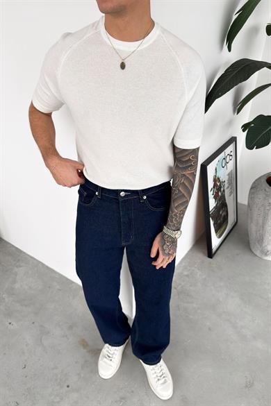 Beyaz Parça Detay Triko Relaxed Tişört