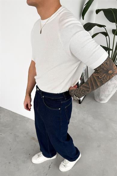 Beyaz Parça Detay Triko Relaxed Tişört