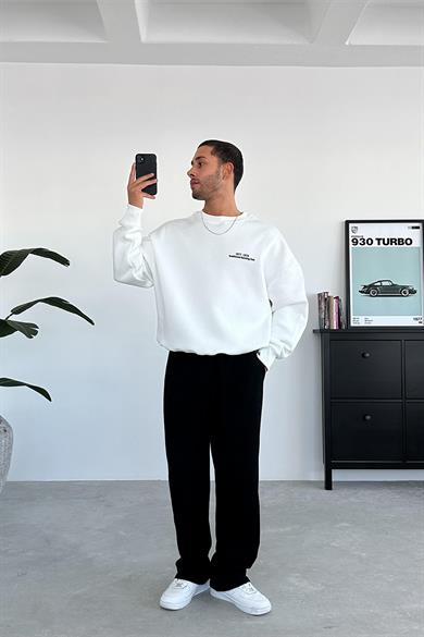 Beyaz Running Club Oversize Sweatshirt