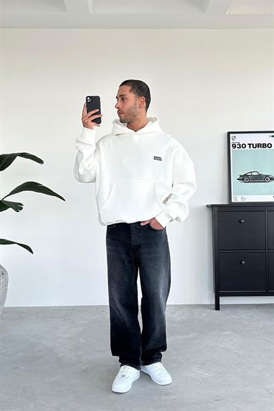 Beyaz Sierra Nevada Oversize Sweatshirt