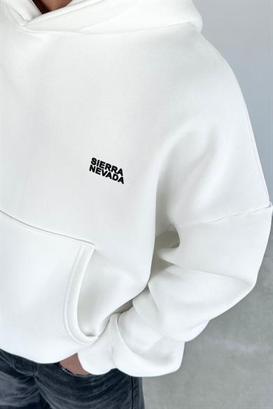 Beyaz Sierra Nevada Oversize Sweatshirt