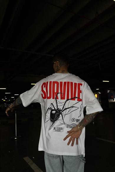 Beyaz Survive Oversize Tişört
