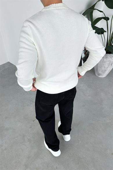 Ekru Sılence Nakış Soft Relaxed Kazak
