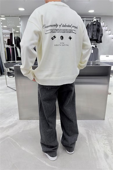 Ekru South Baskılı Oversize Kazak
