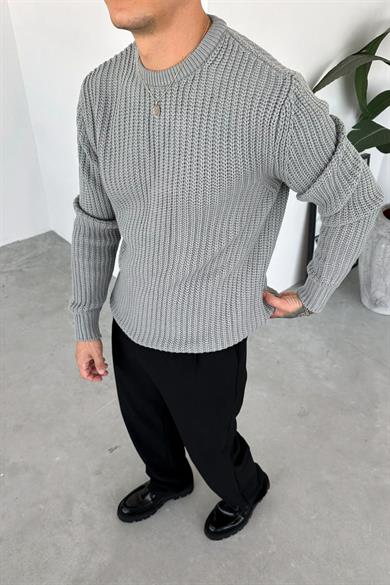 Gri Bisiklet Yaka Oversize Örgü Kazak