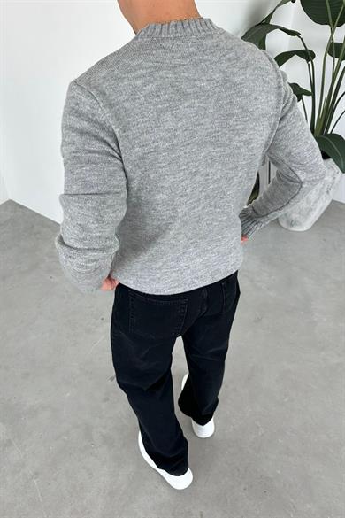 Gri Sılence Nakış Soft Relaxed Kazak