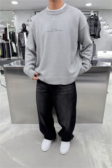 Gri South Baskılı Oversize Kazak