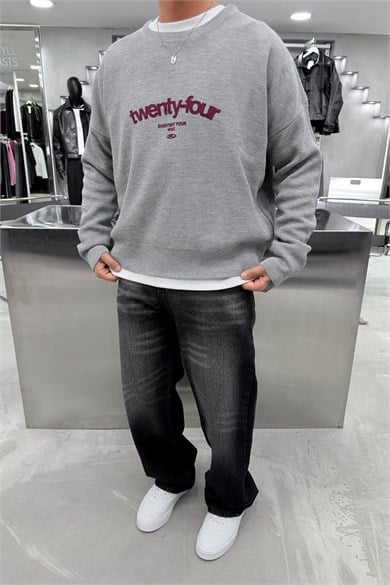 Gri Twenty Four Baskılı Boxy Fit Kazak