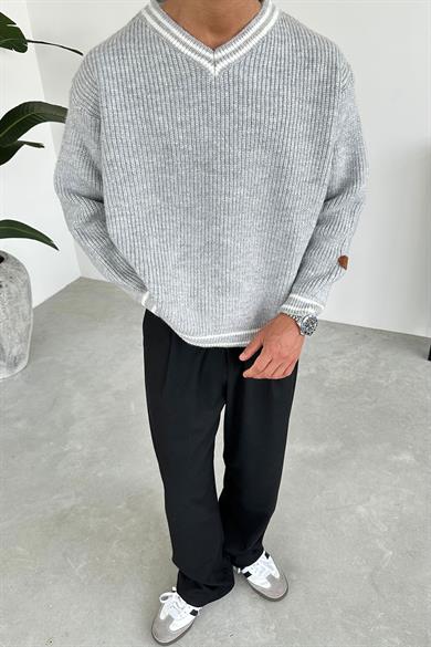 Gri V Yaka Triko Oversize Kazak