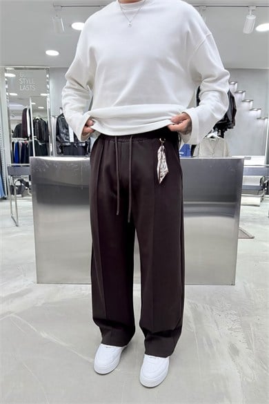 Kahverengi Aksesuar Detay Çımalı Baggy Eşofman