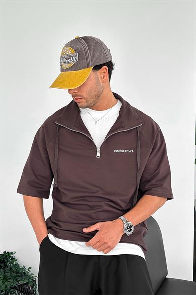 Kahverengi Fermuarlı EE Oversize Polo Yaka Tişört