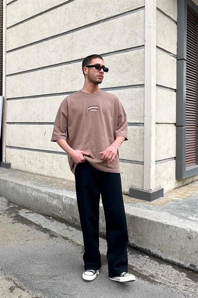 Kahverengi Margaret Nakış Detay OUTPLENTY PREMİUM Oversize Tişört