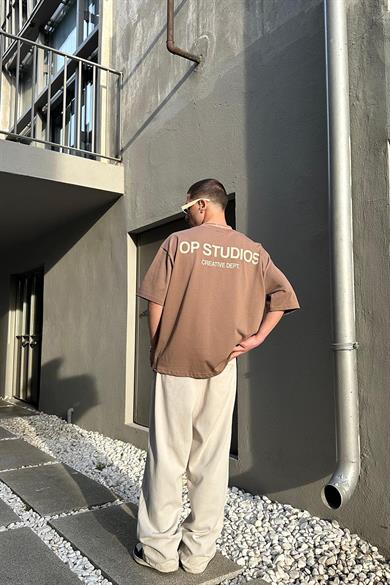 Kahverengi Studios Creative OUTPLENTY PREMİUM Oversize Tişört