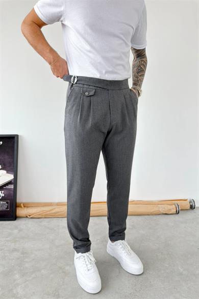 Koyu Gri Kemer Detaylı Regular Fit Kumaş Pantolon