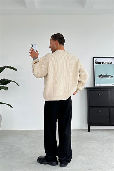 Krem Bisiklet Yaka Oversize Triko Kazak