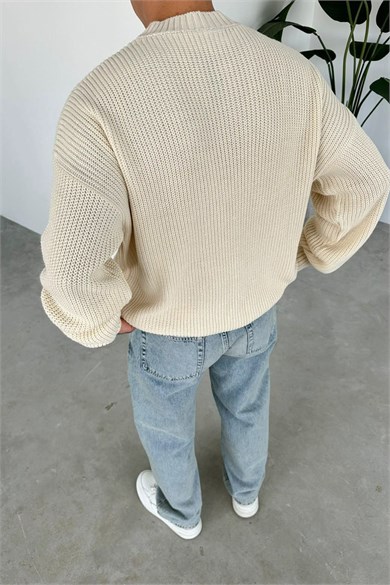 Krem Los Angeles Nakış Oversize Triko Kazak