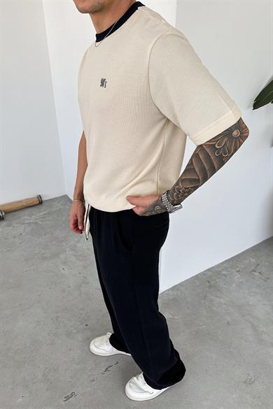 Krem Old Money 90s İnce Fitilli Oversize Tişört