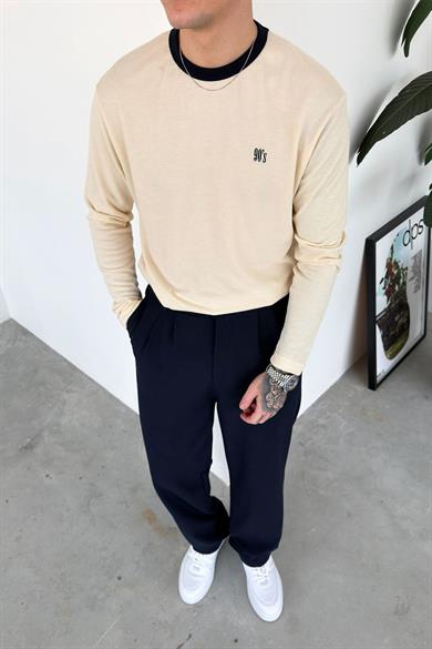 Krem Old Money 90s İnce Fitilli Oversize Uzun Kollu Tişört