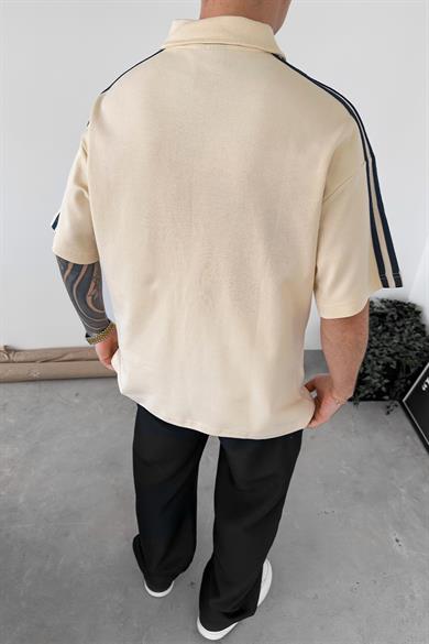 Krem Old Money MatchaStory Baskılı Oversize Polo Yaka Tişört