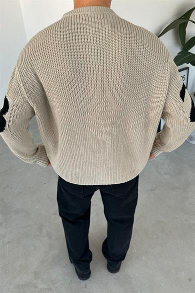 Krem West 23 Oversize Kazak