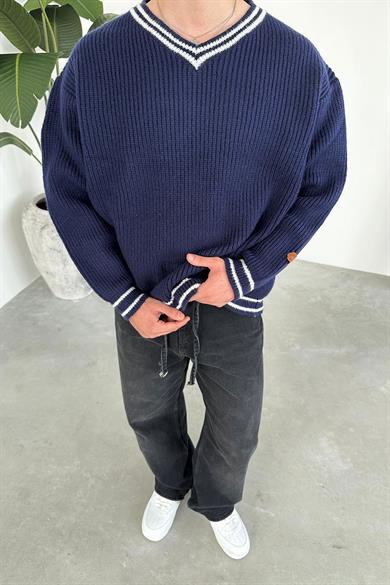 Lacivert V Yaka Triko Oversize Kazak