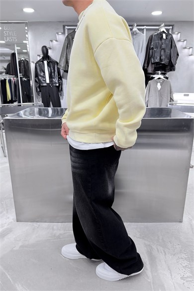 Sarı Nakış Detaylı Yıkamalı Sweatshirt