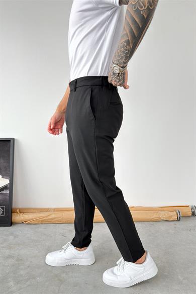 Siyah Basic Regular Fit Kumaş Pantolon
